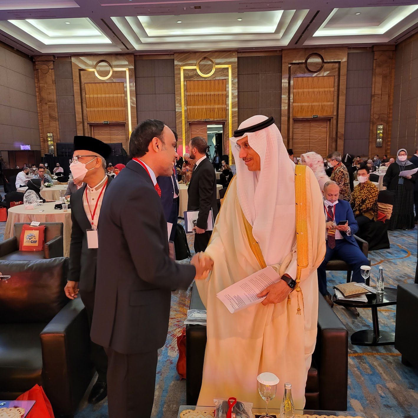 H.E. Dr. Muhammad Sulaiman Al Jasser with Cykube CEO